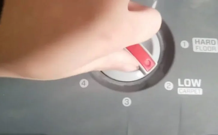 the hoover windtunnel 2 has five surface type adjustment settings