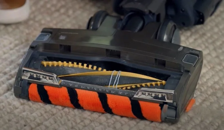 the self-cleaning roller of the az1002