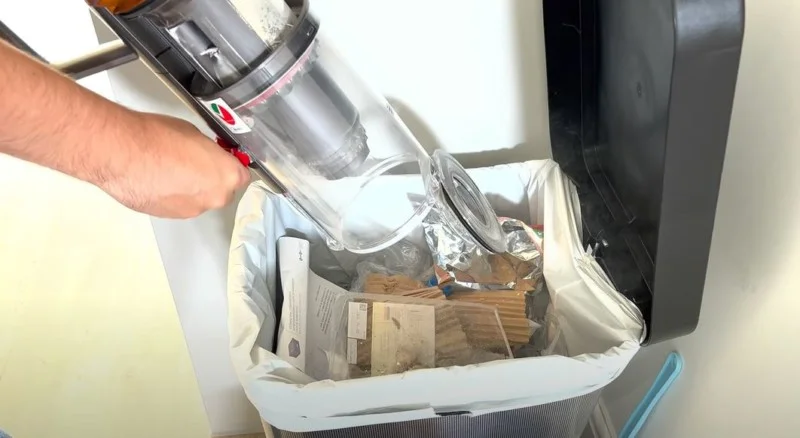 emptying the dust cup is a breeze