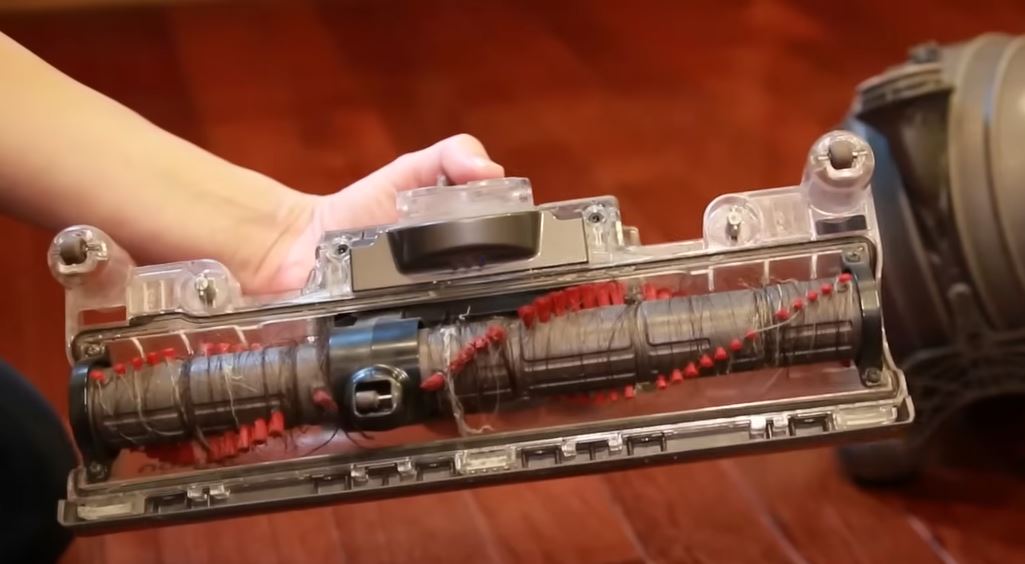 Shark Navigator Lift Away vs Dyson Ball Animal Which Is Better?