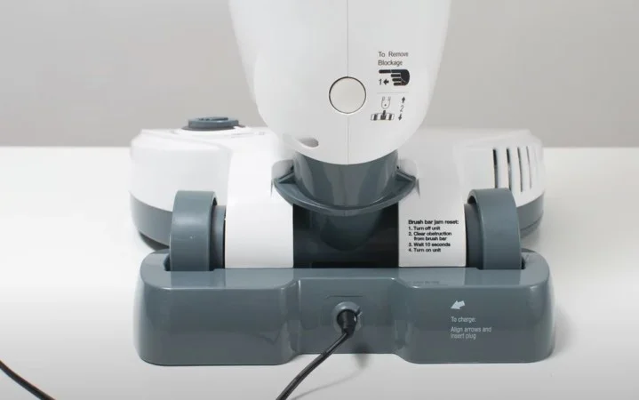 the shark sv1106 takes about an hour to be fully charged