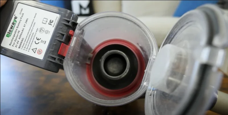 Dyson V8 has a dust bin capacity of 0.5 liters