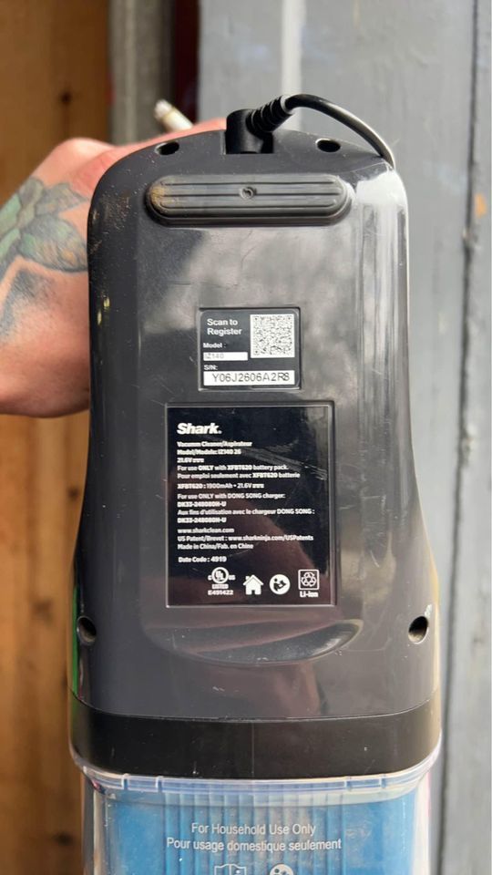 Shark WZ140 Vs IZ140 Which Cordless Vacuum Deserves Your Attention?